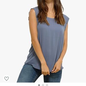 Pleione Solid Sleeveless Blouse in Round Neck with Pleated Back
